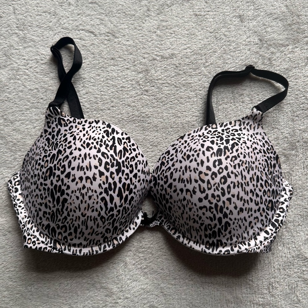 Victoria’s Secret Push Up cheetah bra
